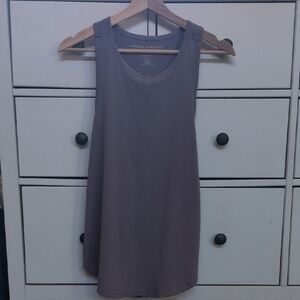 Threads 4 Thought Women's Gray Tank Top
